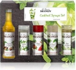Monin Cadeau 10 Smaken Geschenkverpakking + Cocktailverpakking VOORDEEL PACK 10 Flesjes 5cl 5 Monin Cadeau 10 Smaken Geschenkverpakking + Cocktailverpakking VOORDEEL PACK 10 Flesjes 5cl -KoffieLuxe Aanbiedingen Winkel 1200x1110